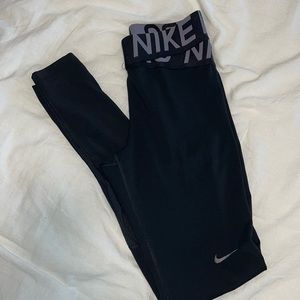 Black Nike crossover leggings, running leggings